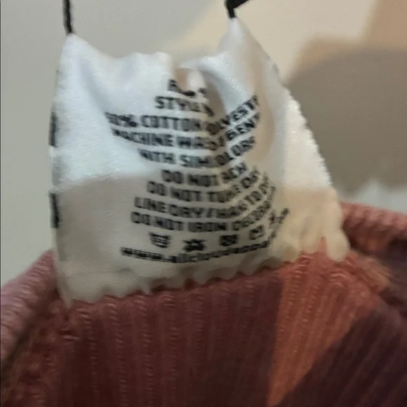 All Cloud Women's Pink corduroy Long Sleeve Top NWT Florida - Picture 9 of 11